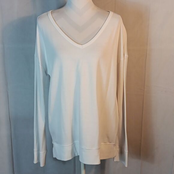 Balance Collection White Open-Back Sweater - Picture 7 of 7